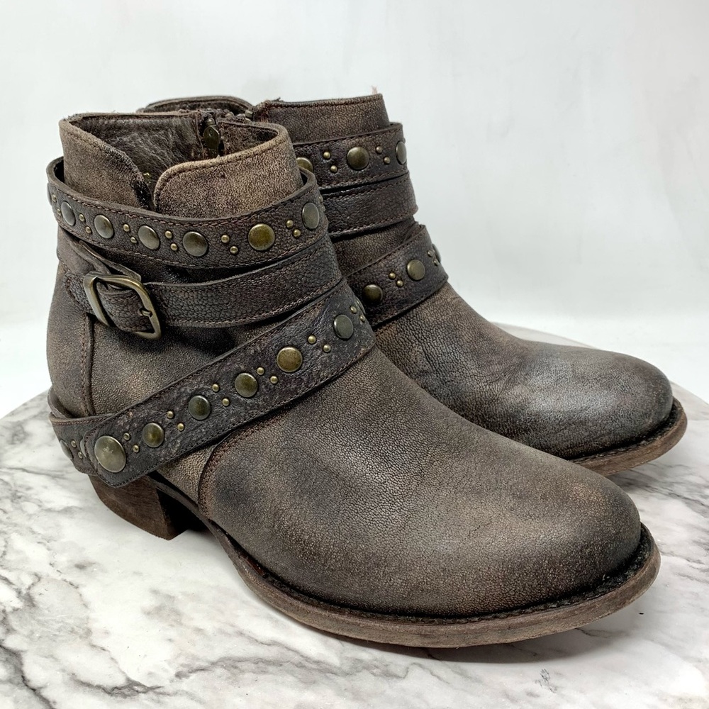 Corkys Girl Distressed Brown Leather Buckle Detail Moto Boots 7 Western Bohemian